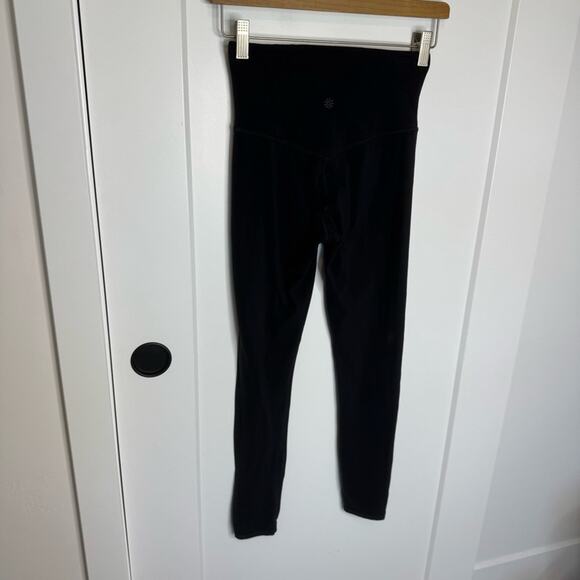 Athleta Ultra High Rise Elation 7/8 Tight Black Leggings Size XXS - Picture 6 of 7